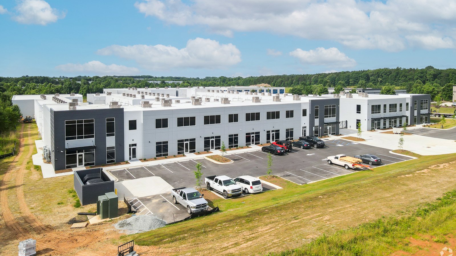 Late Apex Self Storage