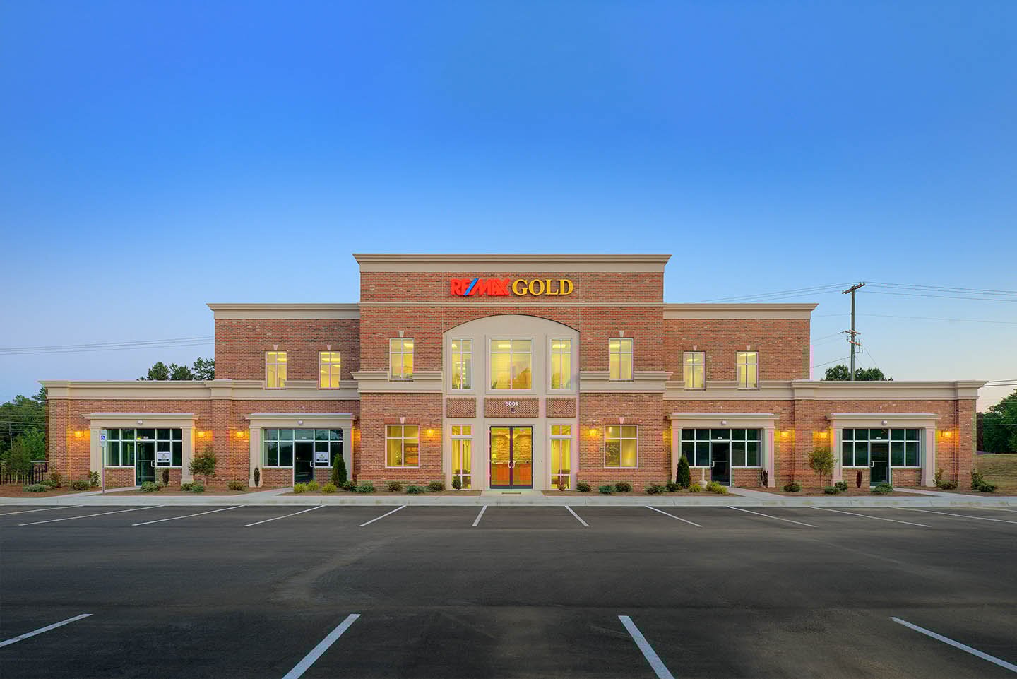 Remax Gold | Metrolina Builders